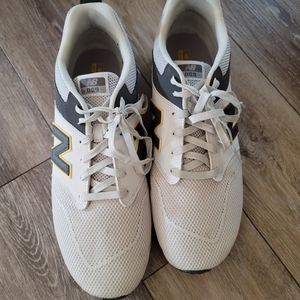 New Balance sneakers size 13 4E